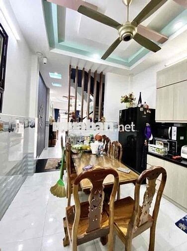 5,89 tỷ, bán nhà 47 m2- Quận 6, Tân Hoà Đông, 2 tầng BTCT, Sổ riêng