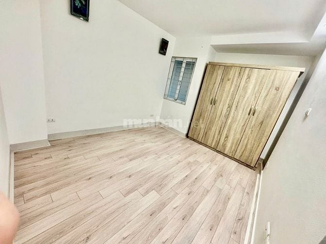 Chính chủ cho thuê nhà mới xây tại phố Giáp Nhị