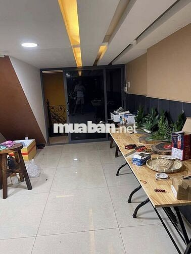 CHO THUÊ NHÀ MẶT TIỀN ĐƯỜNG BÙI VIỆN – TRUNG TÂM PHỐ TÂY, QUẬN 1 🌆