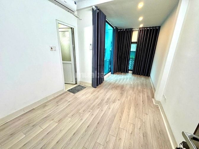 Chính chủ cho thuê nhà mới xây tại phố Giáp Nhị