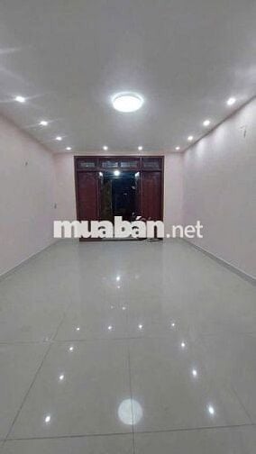 CHO THUÊ NHÀ 3 LẦU TRUNG TÂM HÀNH CHÍNH DĨ AN 5 PHÒNG NGỦ