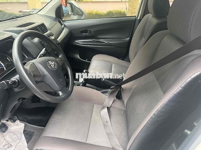 Xe gia đinh can ban 1 chu mua moi