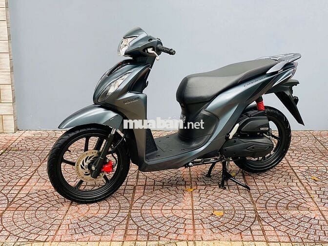 HONDA  VISION PHIÊN BẢN THỂ THAO BÁNH LỚN  5000KM