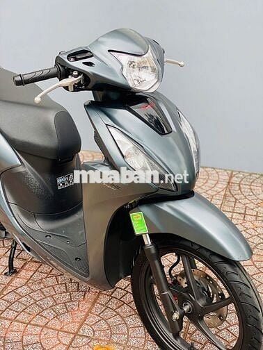 HONDA  VISION PHIÊN BẢN THỂ THAO BÁNH LỚN  5000KM