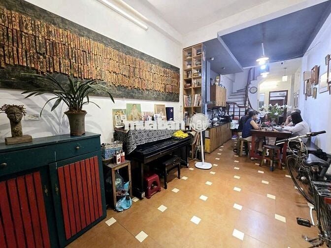 Gấp! Bán Nhà Hoàng Đạo Thành, 12.5 tỉ, DT 71 m2, 4 tầng, Phân lô QĐ.