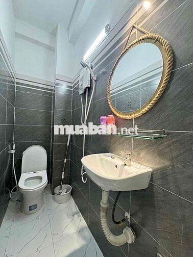 phòng studio ban công decor chẳng khác gì homestay