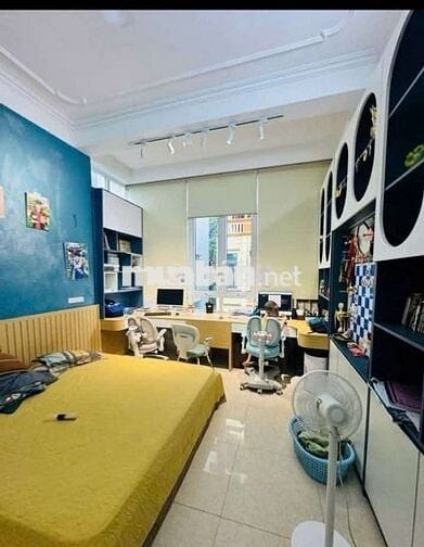 Tôi cần bán nhà Nguyễn Tuân căn góc mặt ngõ ô tô chánh đỗ kinh doanh