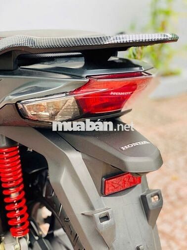 HONDA  VISION PHIÊN BẢN THỂ THAO BÁNH LỚN  5000KM