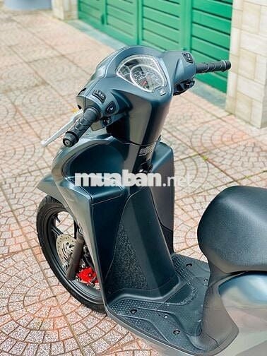 HONDA  VISION PHIÊN BẢN THỂ THAO BÁNH LỚN  5000KM