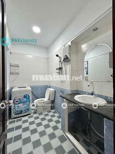 CHO THUÊ PHÒNG BAN CÔNG MÁY GIẶT RIÊNG NGAY SÂN BAY TIỆN ĐI PN- QUẬN 3