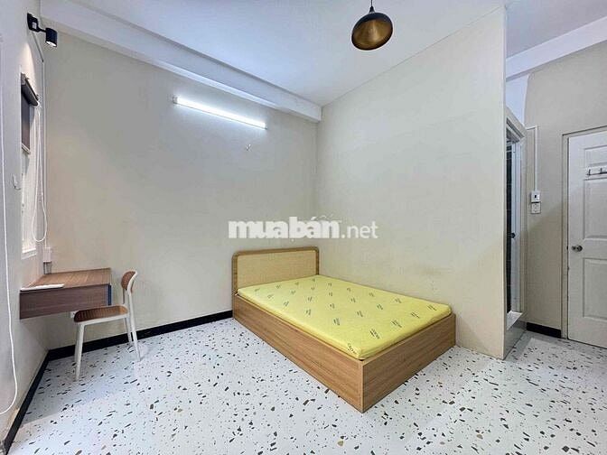 phòng studio ban công decor chẳng khác gì homestay