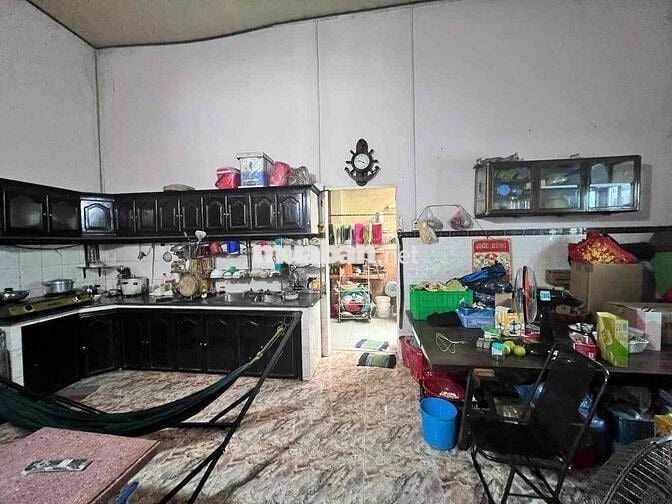 NHÀ CẤP4 DT KHỦNG 172m2 ngang 8M, TT HÓC MÔN - GIÁ TỐT GẤP BÁN