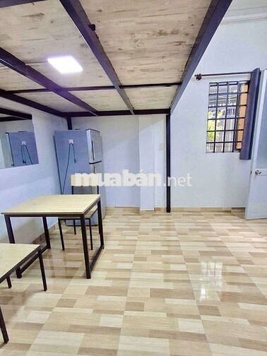 Phòng trống cho thuê p13 Tân Bình, gần đại học hàng không