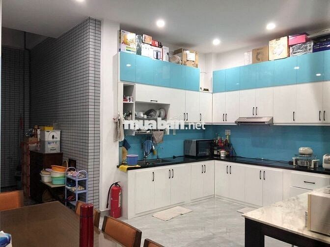 Bán nhà ngang 6.5m, sát MT Lê Quang Định, Bình Thạnh, CN 80m2, có gara