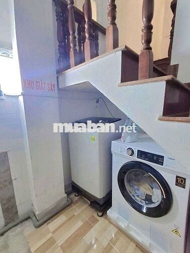 Phòng trống cho thuê p13 Tân Bình, gần đại học hàng không