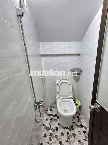 Phòng trống cho thuê p13 Tân Bình, gần đại học hàng không