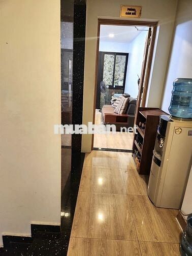 Mặt hẻm 12M Đường D5_4 x 18_8 Phòng làm việc, 6wc Giá 36Tr__Thang Máy