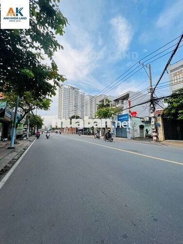 378TT _ Lô đất hẻm  xe hơi quay đầu , có thể xây CHDV , Cafe