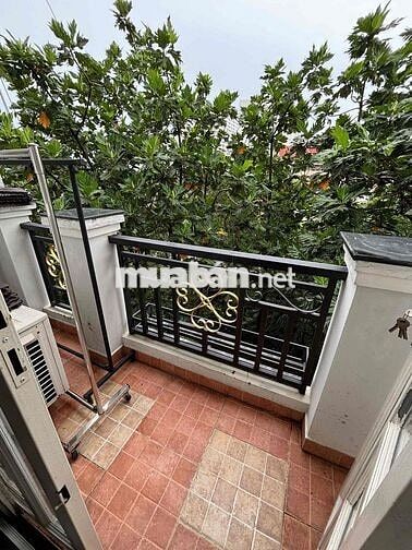 CHO THUÊ PHÒNG GIÁ RẺ CÓ BANCOL RIÊNG GẦN EMART PHAN VĂN TRỊ – GÒ VẤP