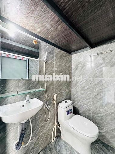 cho thuê phòng trọ cho sinh viên có gác view kính siêu chill ở Gò Vấp