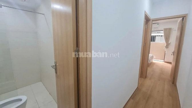 Bán gấp nhà  Yên Hoà ở ngay, 30m ra MP 50m2,MT 4.5m, giá 12,9 tỷ