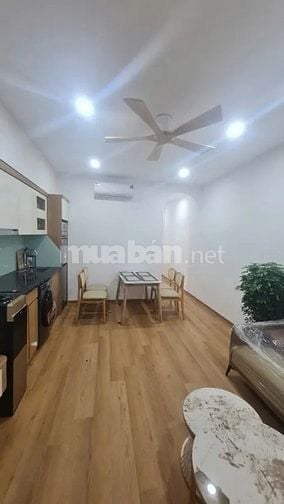 Bán gấp nhà  Yên Hoà ở ngay, 30m ra MP 50m2,MT 4.5m, giá 12,9 tỷ