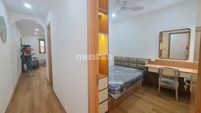 Bán gấp nhà  Yên Hoà ở ngay, 30m ra MP 50m2,MT 4.5m, giá 12,9 tỷ