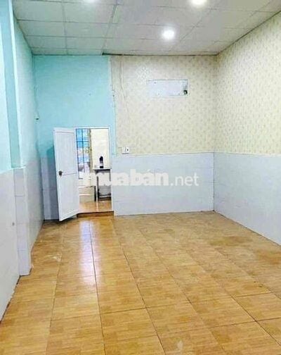 KHANG CHO THUÊ NHÀ GIÁ RẺ 4X10  HẺM XE HƠI P10 TÂN BÌNH CHỈ 8TR/THÁNG.