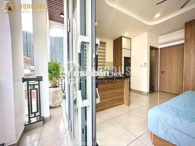 Căn Hộ Studio Ban Công 35m2 New 100% - Thang Máy - Ngay Landmark 81