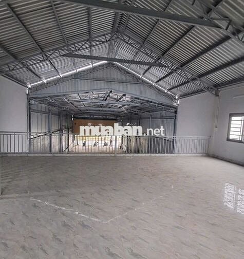 Kho diện tích 650m2 cần cho thuê ở Đường Trần Trọng Cung với giá rẻ