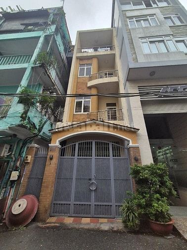 Bán gấp  H5mTrần Hưng Đạo,P11, Quận 5. DT: 60 m2, 4 tầng 10,8 tỷ