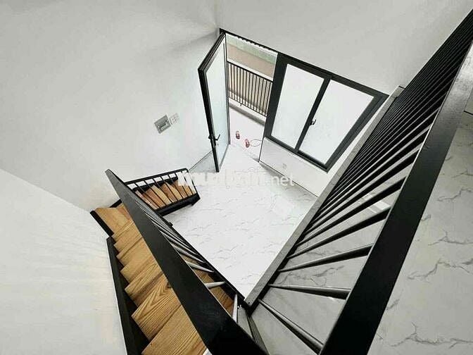 DUPLEX MỚI 100% - FULL NỘI THẤT SỊN SÒ - BAN CÔNG CỰC THOÁNG