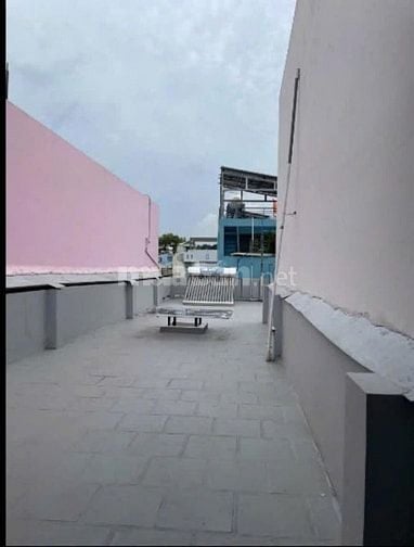 3.5x24 (nở hậu 7m). Nhà 2 lầu mặt tiền Lò Siêu. 5PN 5WC có sân để xe