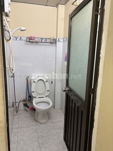 Chính chủ cho thuê nhà 6trđ/tháng, DTSD 80m2, 2PN đường Lê Đức Thọ, GV