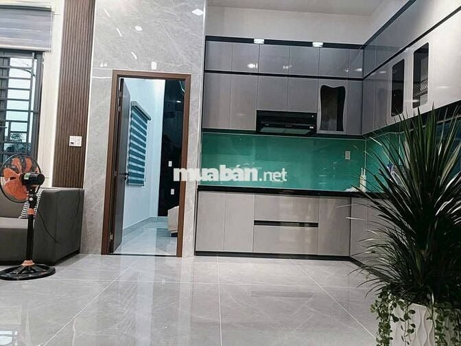 kẹt tiền bán lỗ nhà 52m2 lầu 2pn2wc giá 785 triệu SHR còn thương lượng