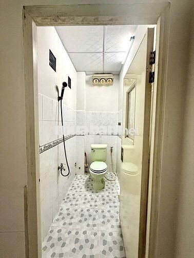 Nhà hẻm xe hơi Chỉ nhỉnh 2 tỷ SHR Bùi Công Trừng Hóc Môn , Dt: 48m2.