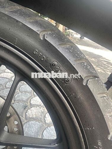 Bán vario 125 mãu cũ màu vàng cát cực hót