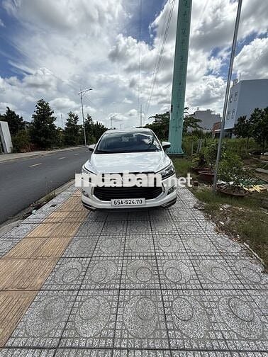 Toyota Innova 2018 2.0 Venturer - 169000 km