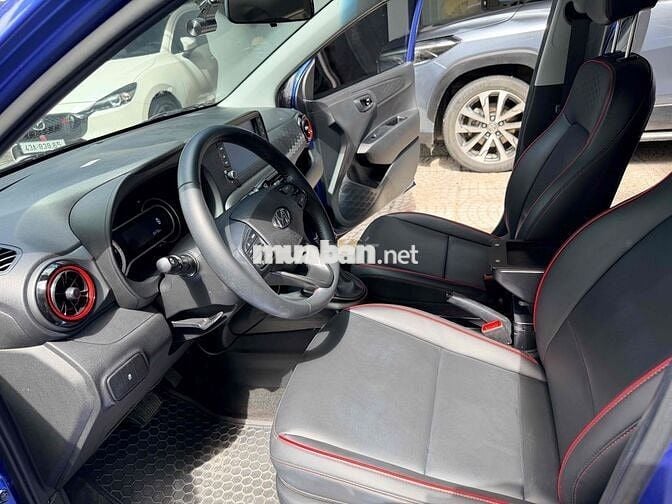 i10 2023 , 1chủ , 1vạn5 km , 379tr