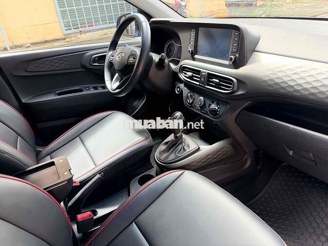 i10 2023 , 1chủ , 1vạn5 km , 379tr