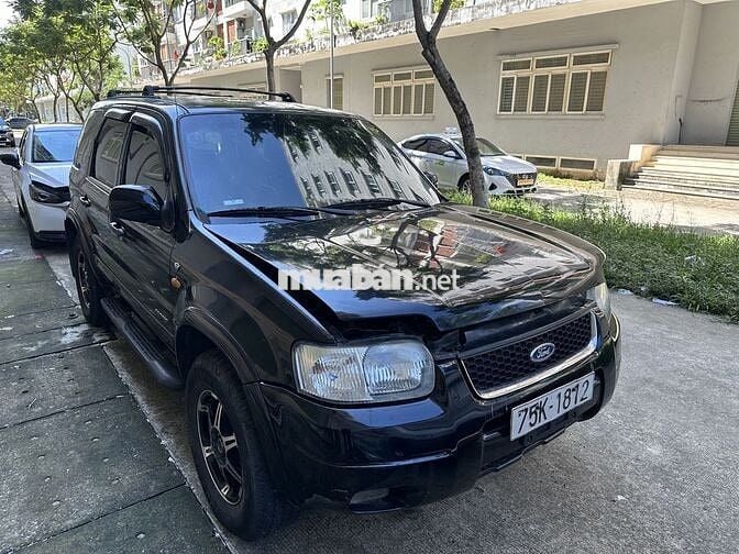 Bán xe For 5 chỗ. Gầm cao.giá 42 triệu.LH trao đổi