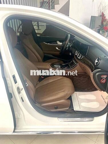 Bán E200 ex V1 màu trắng nội thất nâu sx 2022