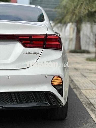 𝐊𝐢𝐚 𝐊𝟑 𝟏.𝟔 𝐋𝐮𝐱𝐮𝐫𝐲 𝟐𝟎𝟐𝟐