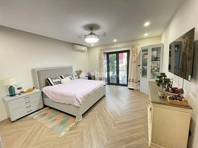 Nhà Mặt Phố Quan Nhân 84/92m2, 5 tầng, MT: 5 m, Q.Thanh Xuân, Hà Nội