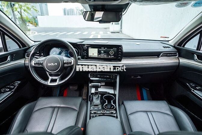 Kia K5 Luxury Odo 29.000 km Sản xuất 2022