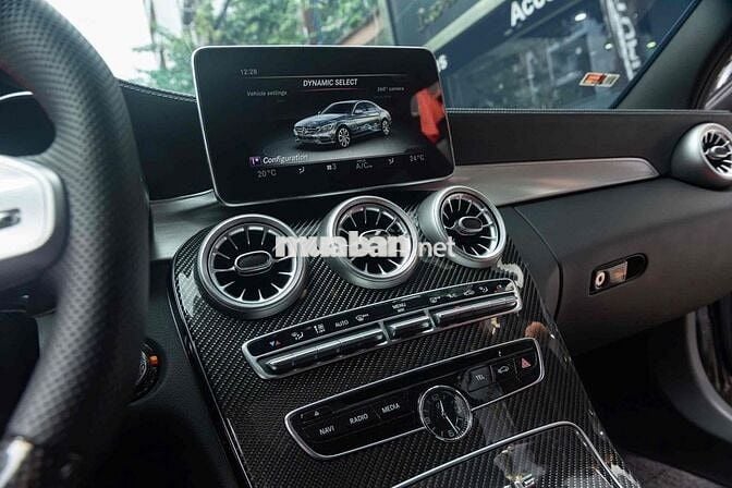 Mercedes C300 AMG Model 2018 - Đen/Đỏ - 25.000 km