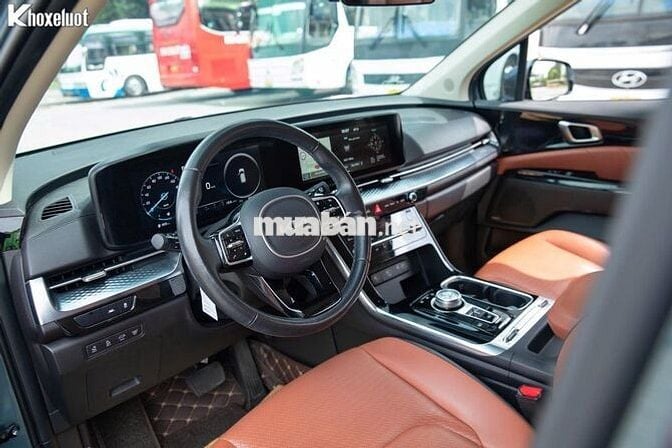 Kia Carnival 2022 Signature xe cá nhân chạy lướt