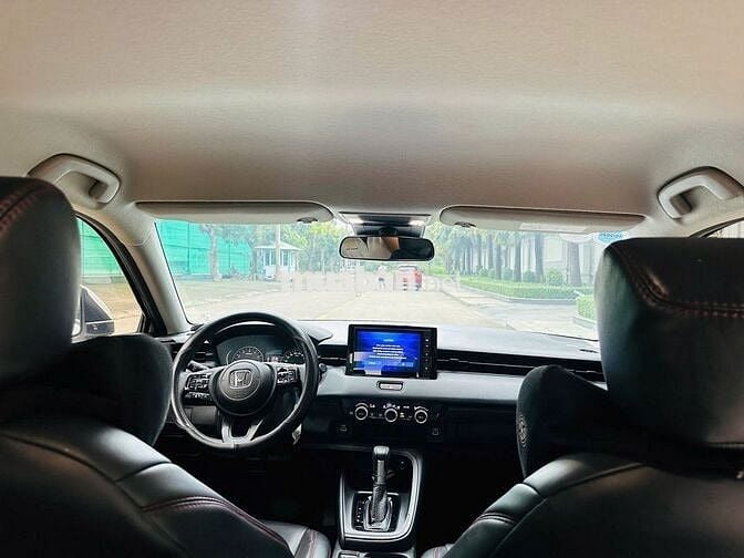 Honda HR-V 1.5 G 2023 - 27000 km