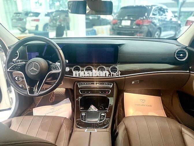 Bán E200 ex V1 màu trắng nội thất nâu sx 2022