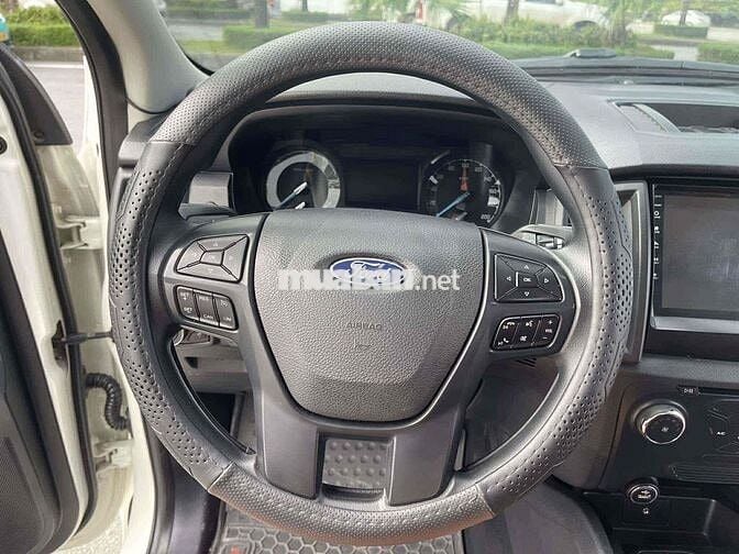 càn bán xe fodr xls đời cuối 2019 số tự động 1